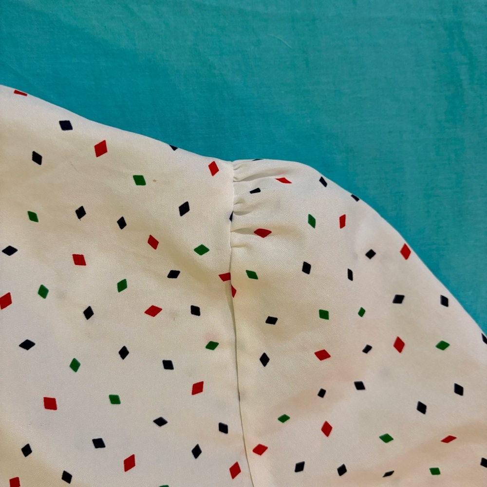 vintage ship’n shore white button up blouse w/ diamond confetti party print 🔸♦️🔷 - Picture 11 of 15